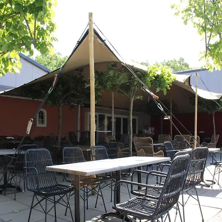 In Gelderland With Hot Tub * Lathum